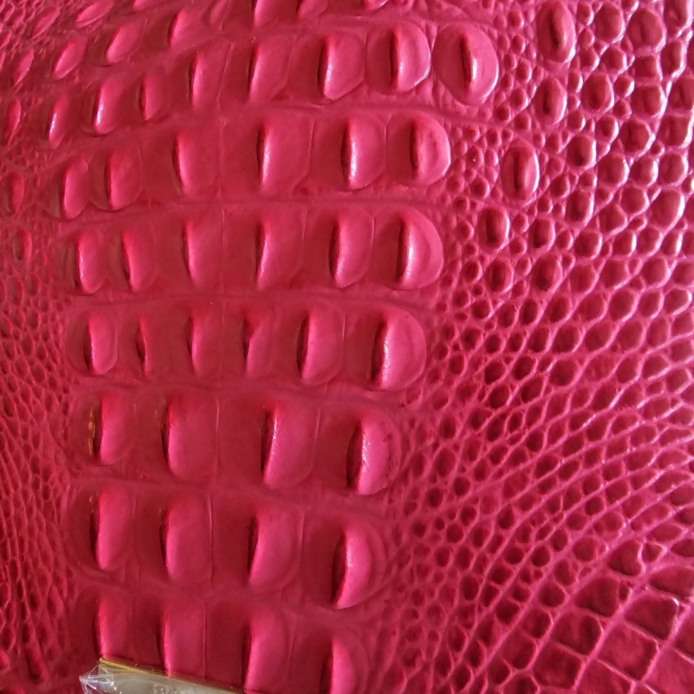 Crossbody - Picture 6 of 12
